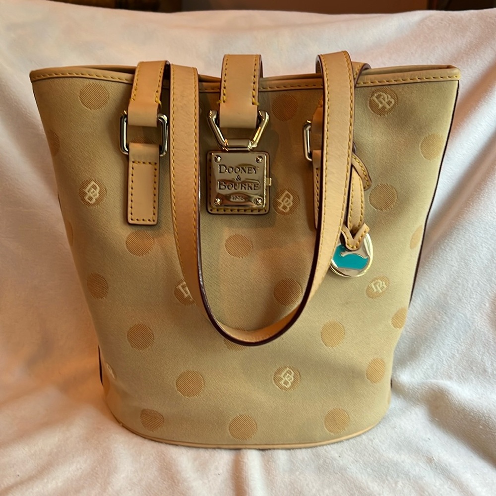 Dooney & Bourke shoulder bucket bag